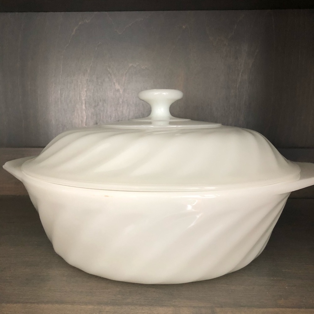 COPY - Anchor Hocking Milkglass